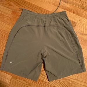 Lululemon Men’s Pace Breaker Short 9” Linerless
